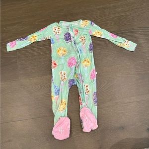 Posh Peanut Rene Ruffled Footie Pajamas, 12-18